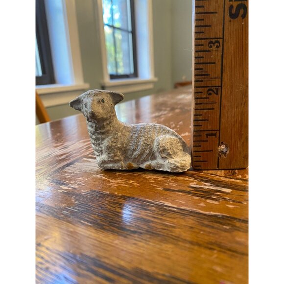 Antique Primitive Old World Handcrafted Sheep Figurine - Picture 7 of 7